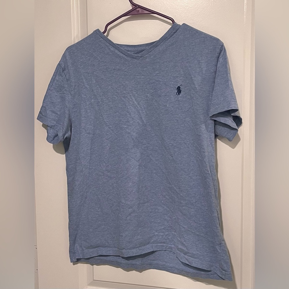 Ralph Lauren v-neck tee men’s medium
